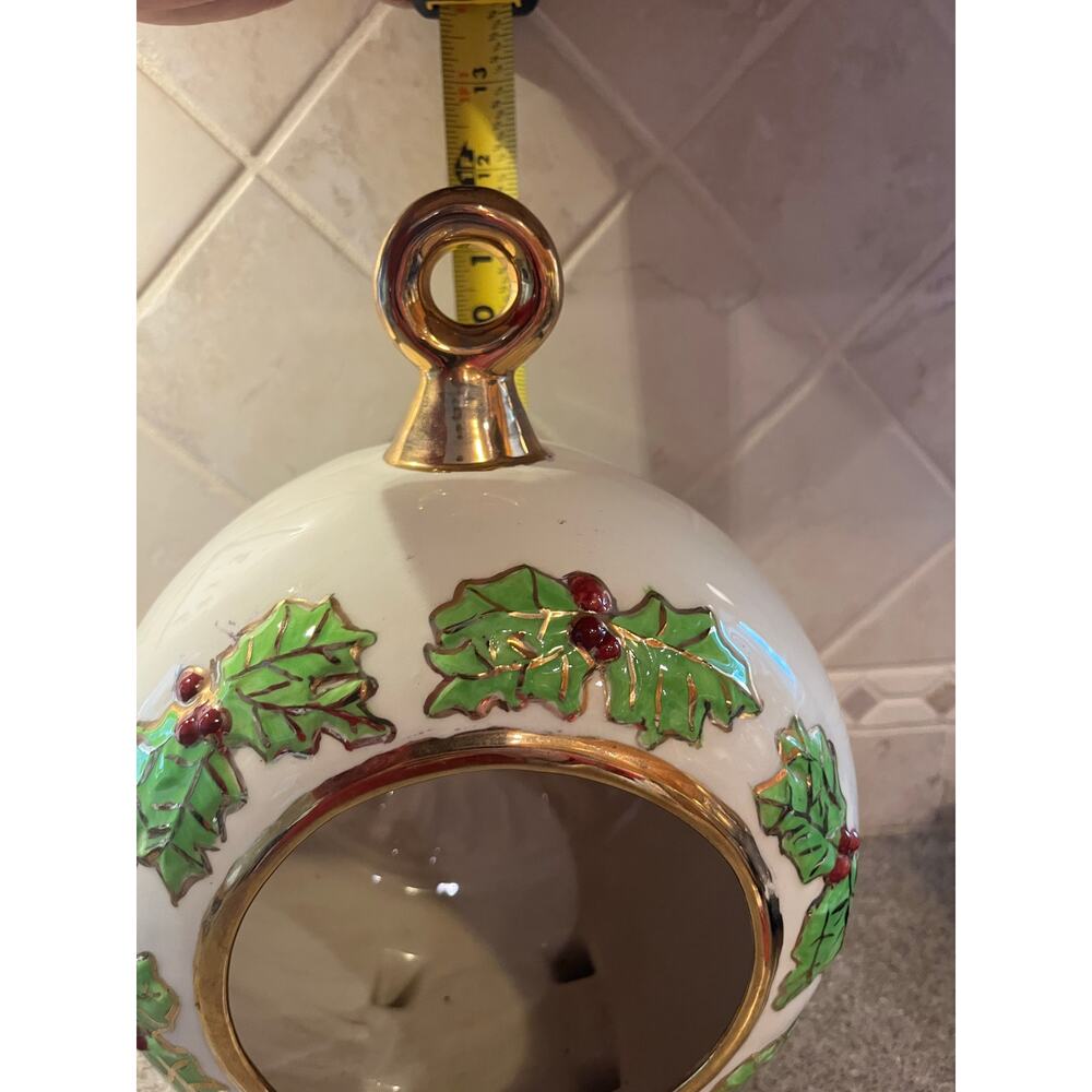 Vintage 70s Large Christmas Diorama Holly Gold Ornament Mold Ceramic Tabletop - Picture 4 of 7